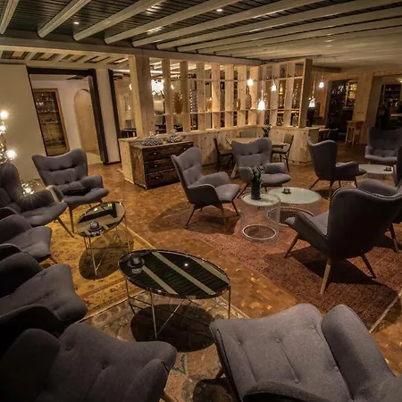 Hotel Ciasa Salares 4*